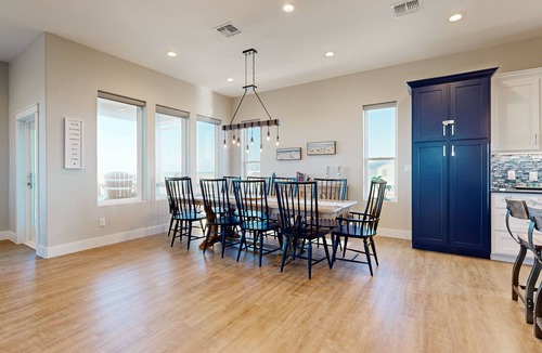 Bella Vista House | Shared Pool, Shared Hot Tub, Pet Friendly