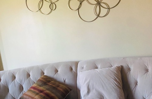 The Hill House | Single Room for rent - in 5 bedroom 2 bath home… Traveling professionals Only