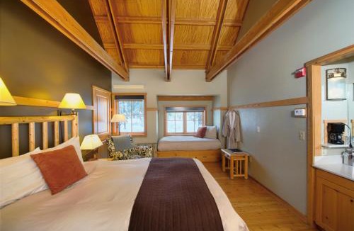 Leavenworth Resort | Sleeping Lady Mountain Resort & Spa