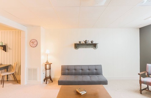 Corry Apartment | Sleeps 4 Fully Equipped Apartment Near Golf Courses