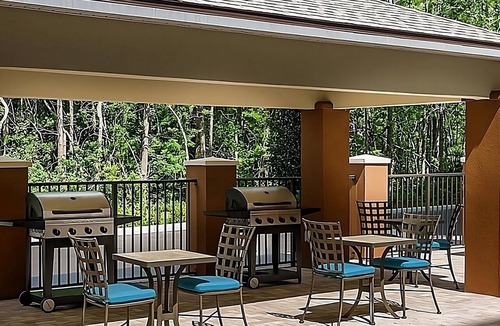 Florida Central Atlantic Coast Apartment | Smart King Studio | Pool & BBQ Grill | 3 mi to Walt Disney World Resort