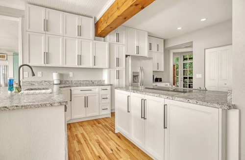 Tropic House | SP Riverfront Views Huge Apt 3bd/3ba Sleep 10