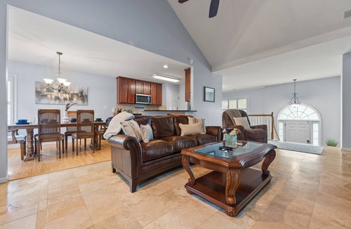 Buford House | Spacious 3BR Near Mall of GA & Lake