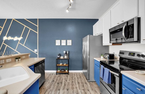 Bellavida House | Spacious 4BR-3BA Pool Home Near Disney & Universal – Great for Families!