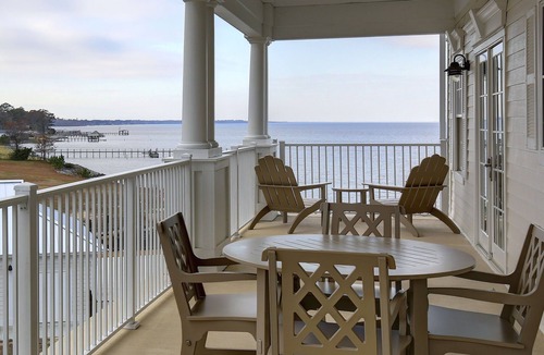 Roper Condo | Spacious Condo w/Sweeping Albemarle Sound Views