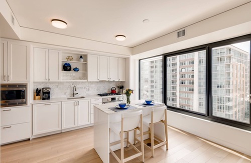 LoDo Condo | Special Summer Discount/Posh Condo in Popular LoDo/Union Station