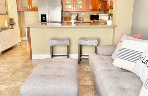 Bonita House | Spectacular Views with Spa-Like Master Retreat & Short Drive to L.A, Beaches