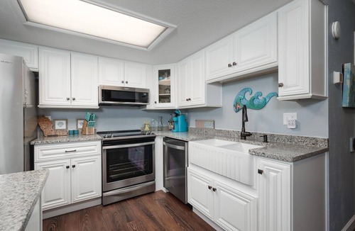Ormond-by-the-Sea Condo | Starboard Light 7 | Beachfront Condo w. Resort Pool