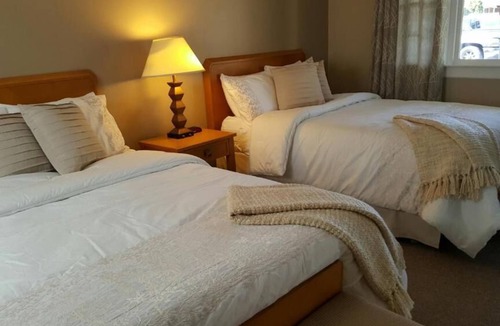 Dennis Cabin | Starlight Lodge Cape Cod