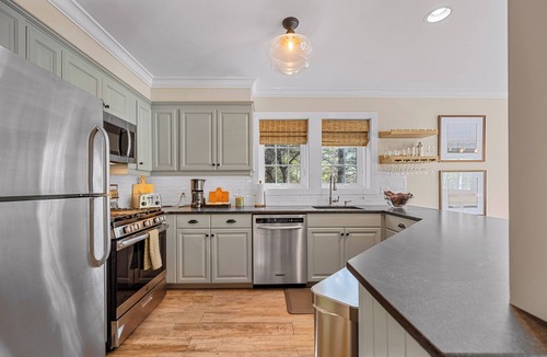Stowe Area House | Stowe Drift: A luxurious 3-bedroom retreat at Top Notch Spa, perfect for families.