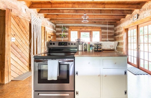 Portland Cabin | Stunning Boho Log Cabin Country Retreat with Pool