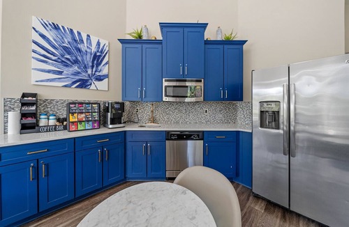 Westchase Apartment | Stylish 2-Bed/2-Bath Tampa Apartment: Comfort Meets Convenience for Corporate Travelers
