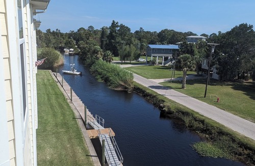 Suwannee Condo | Sunsets, Canal Front, FISH, FISH, FISH! Suwannee Cove - Unit 207, Boat Slip 23