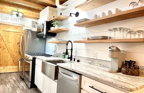 Alpine Village Cabin | The Alpine Haven Mountain Views Near Wolf Creek Fire Pit Pet Friendly