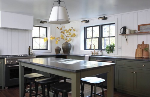Railroad Cabin | The Creek House: A Creekside Retreat with Hot Tub and Electric Bikes