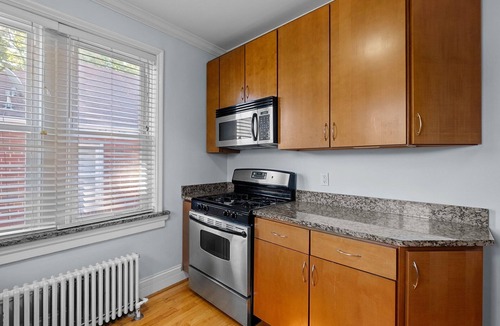 University City House | The Delmar Darling - Walk to Loop + Near Wash U