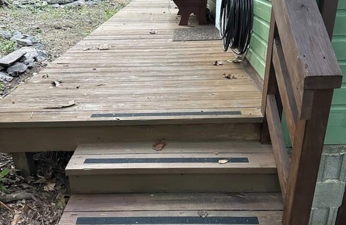 Aspers Cabin | The Green Glade Cabin Cozy Retreat near Gettysburg Farm Stay Orchard Views