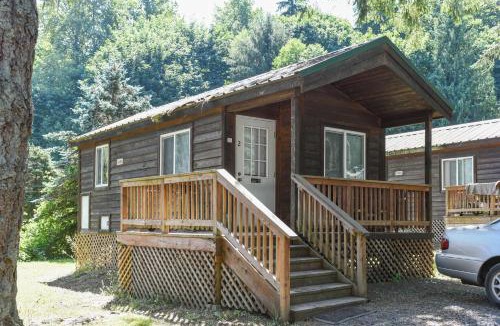 Monroe House | Thunderbird Studio Cabin 3