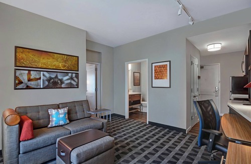 Golden Glades - The Woods Hotel | TownePlace Suites by Marriott Jacksonville East