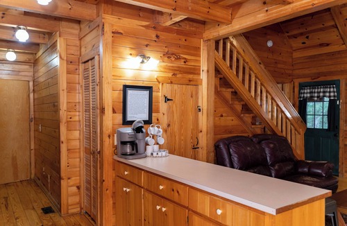 Warm Springs Cabin | Visit Southern Serenity for Labor Day - Fiber Wifi - Close to Callaway