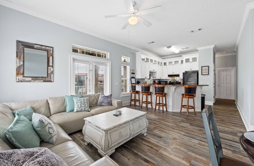 El Centro Beach House | Walk to Beach! 3BR Townhome w/Ocean View Balcony, Grill & Parking in West End