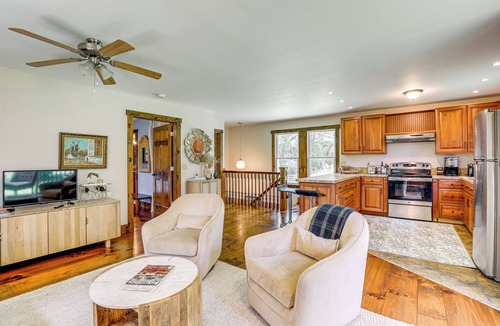 Kintnersville Cottage | Walk to River: Couple’s Retreat in Kintnersville!