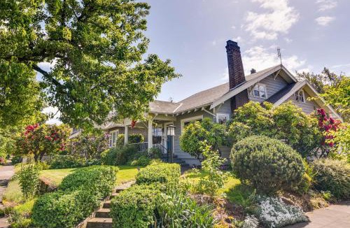 King House | Walk to Williams District: Home w/Hot Tub & Patio