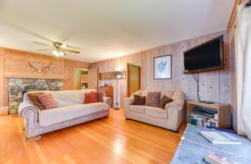 Grapeview House | Waterfront Grapeview Escape w/Boat Dock & Views!