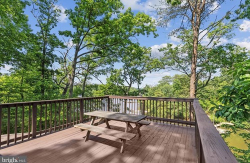 Annapolis House | Waterfront mid-century home