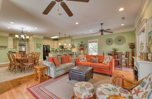 Garden City House | Waterfront Oasis: Perfect 5 Bedroom Beach Getaway with Amazing Inlet Views