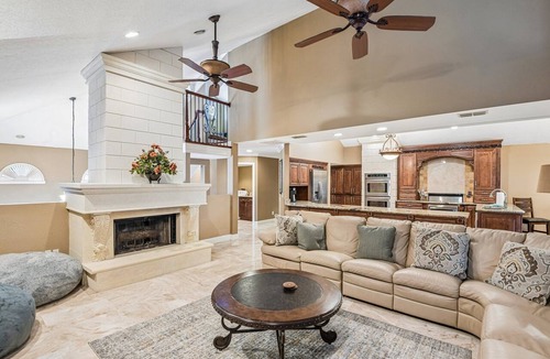 Lake Tarpon Estates House | Waterfront Pool Home with Private Dock 5 Bedrooms- 8 beds Maximum guests 10