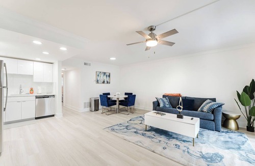 Boca Raton Apartment | Waterfront Retreat—Views, Pool, Hot Tub, Gym Walk to Beach & Boca Resort!