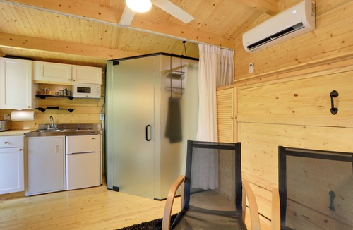 Bradenton Apartment | Waterfront Studio < 1 Mi to Downtown Bradenton!