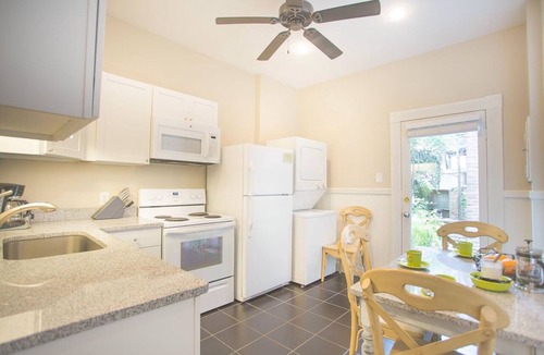 Savannah Victorian District Apartment | Well Appointed Row Home w/King, Across from Forsyth Park by Lucky Savannah