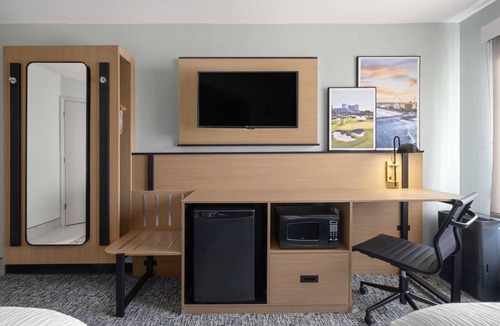 Carolina Forest Hotel | Wingate by Wyndham Myrtle Beach At Outlets