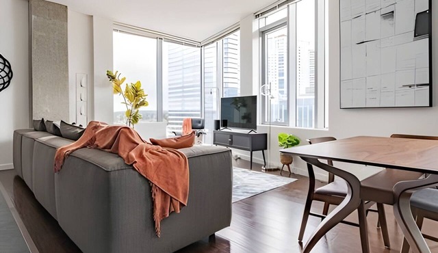 2BR+Den Penthouse | Bellevue | Sophari Towers F