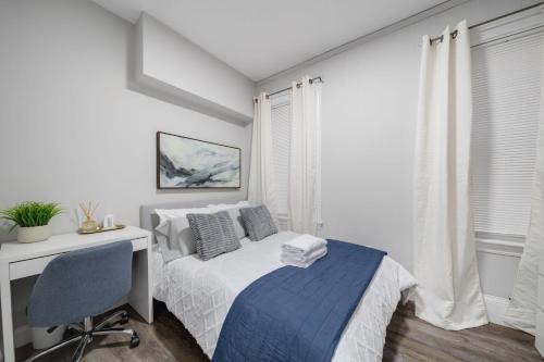 4BR 1BH Apt in South Boston near Old Harbor Beach Private Rooms