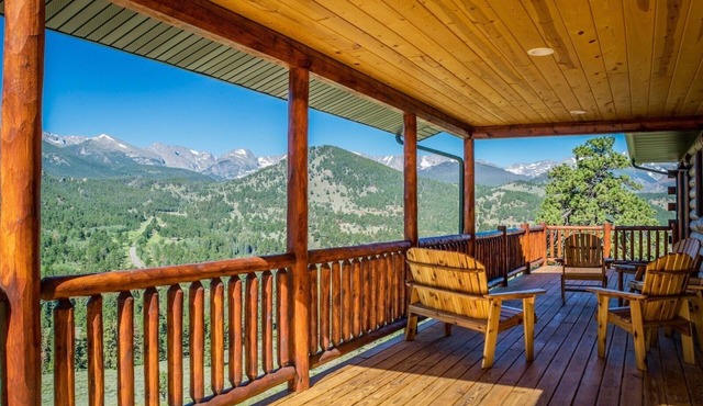 Armstrong Lxury Vacation Home at Windcliff