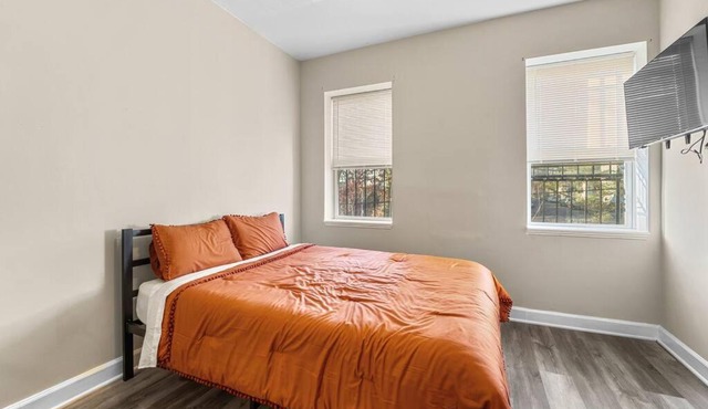 *Central Unit 4 Min from Medstar Hosp. *Free Park