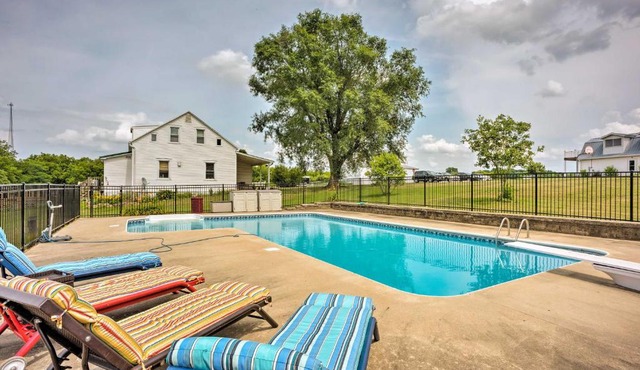 Charming Berger Apt on 42-Acre Farm w/Pool Access