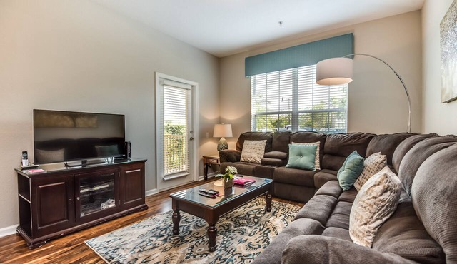 Comfort and style are plentiful in this 3BR/2BA condo