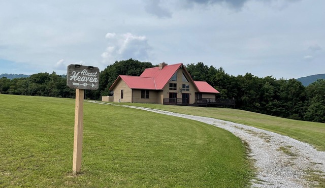 CR09-Log Home w amazing views! A/C! Dolly Sods Nearby!