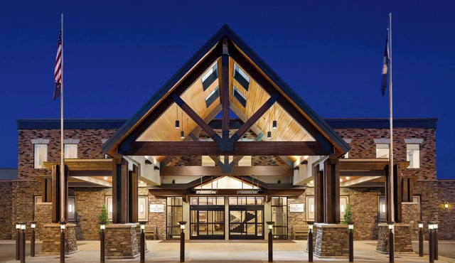 Delta Hotels by Marriott Helena Colonial