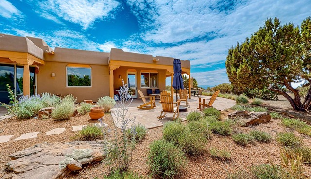Dos Vistas - Panoramic Views, Hot Tub & Firepit