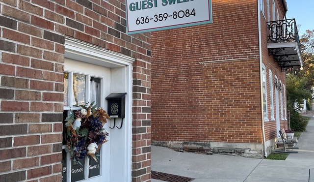 GUESTHOUSE DOWNTOWN HERMANN HISTORIC DISTRICT