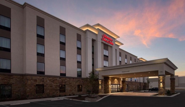 Hampton Inn & Suites San Antonio Lackland AFB SeaWorld