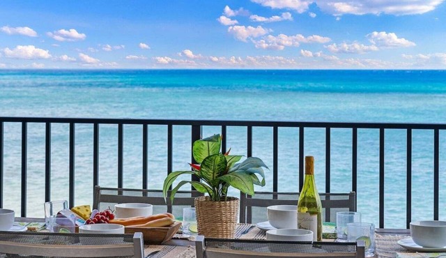 Hololani A204 Remodeled OceanFront 2BD Tropical GetawaMaui