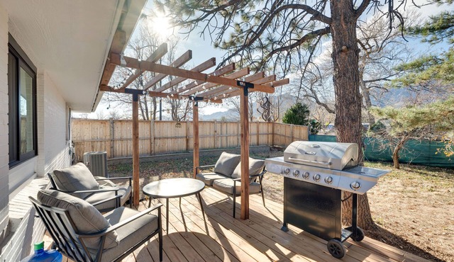 Inviting Boulder Basement Unit w/Private Yard!
