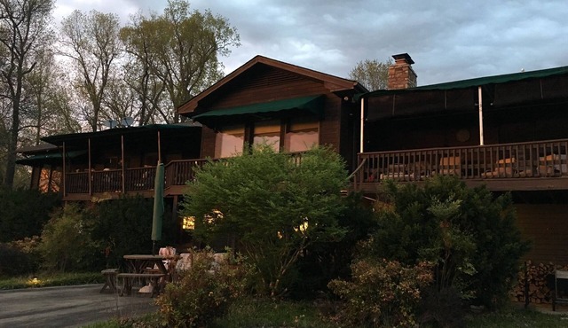 Lakefront home with easy access to Norfork Lake