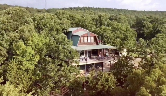 Lakefront! -True Lakefront Cabin with the best view on the lake.
